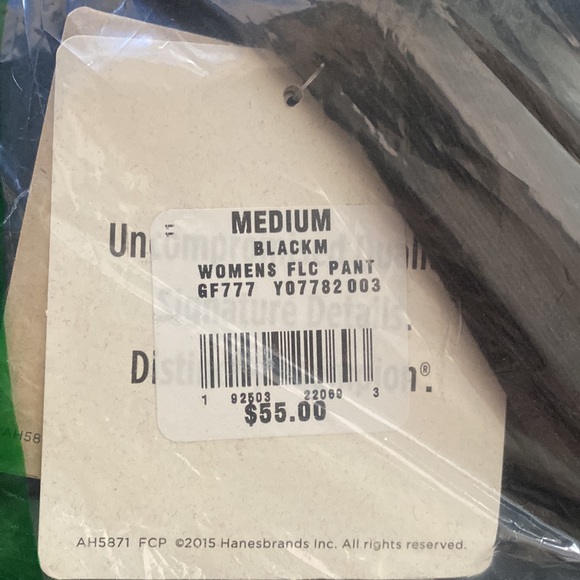 Champion Jogger Reverse Weave in Black Woman’s size medium. BNWT - Picture 4 of 5